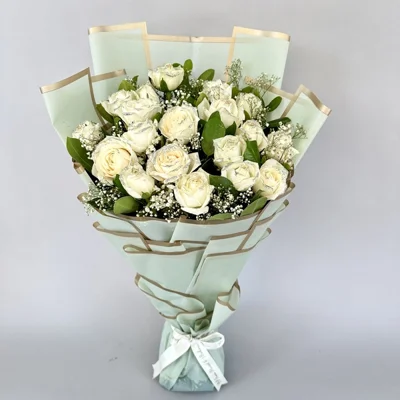 Heavenly white Roses Bouquet